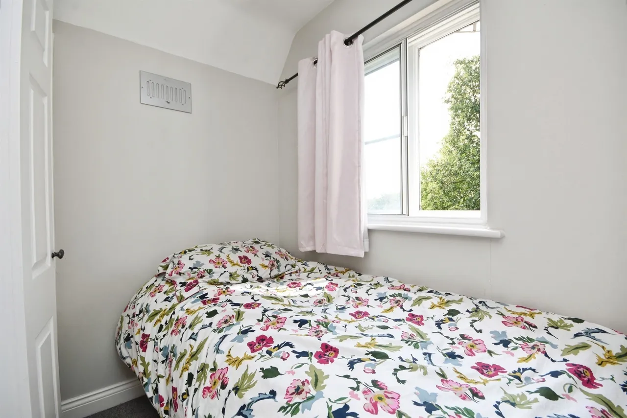 Cedar Avenue West, Chelmsford, CM1, photo 14