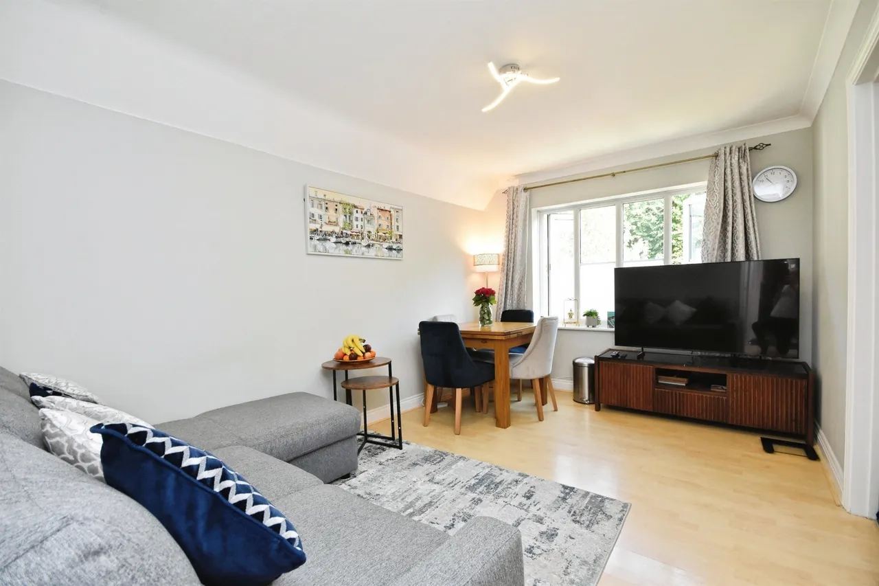 Cedar Avenue West, Chelmsford, CM1, photo 4
