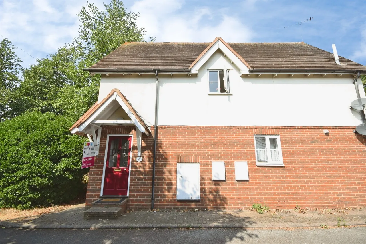 Cedar Avenue West, Chelmsford, CM1, photo 2