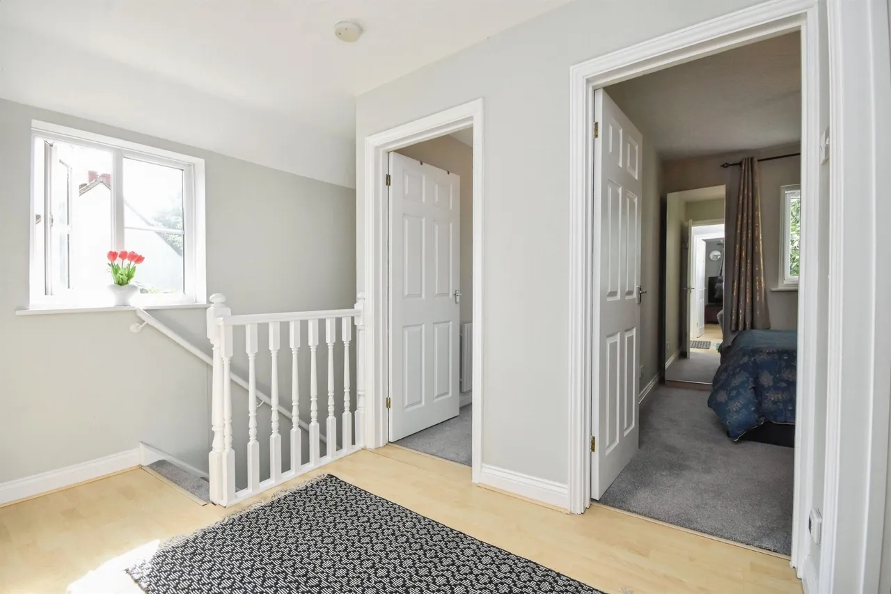 Cedar Avenue West, Chelmsford, CM1, photo 10