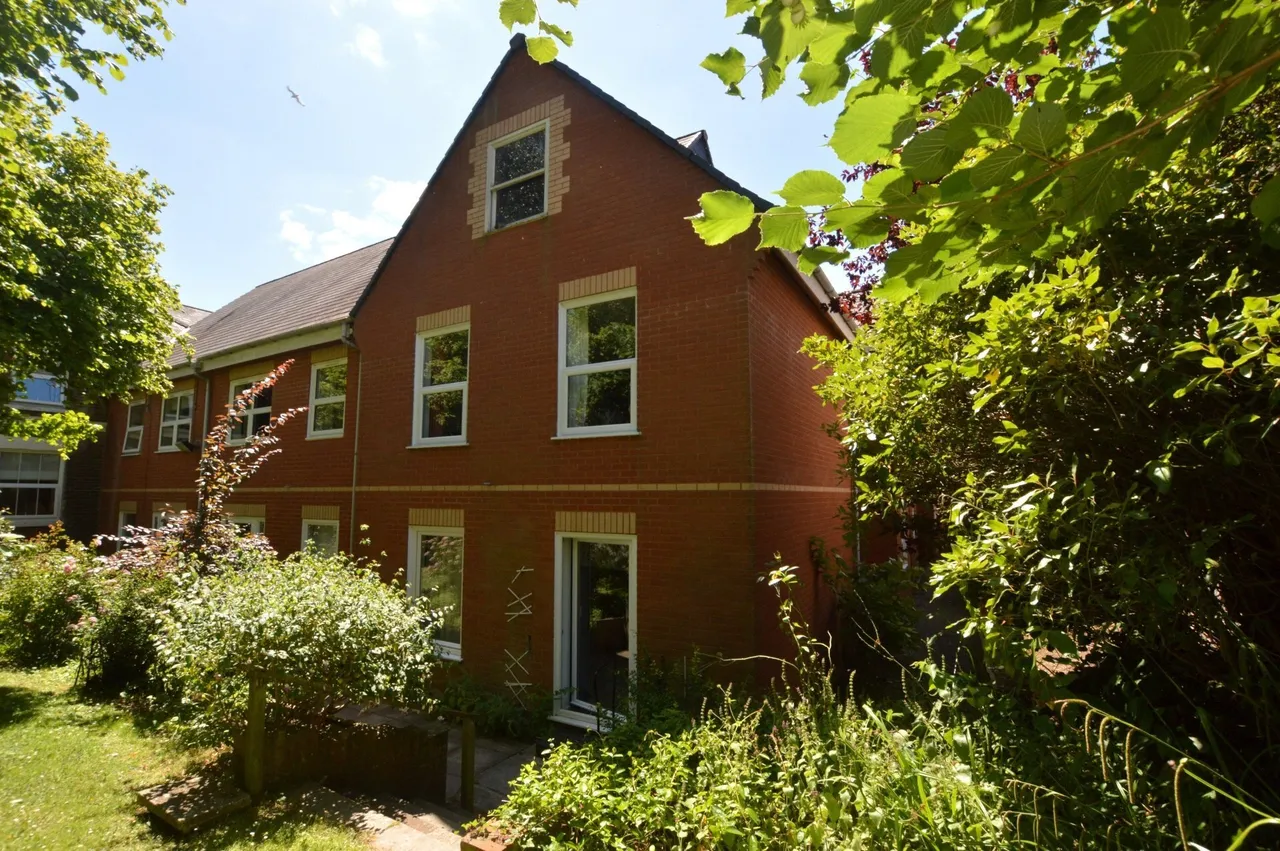 1 bed property for sale — Cleveland Court, Grosvenor Place, Exeter, Devon, EX1
