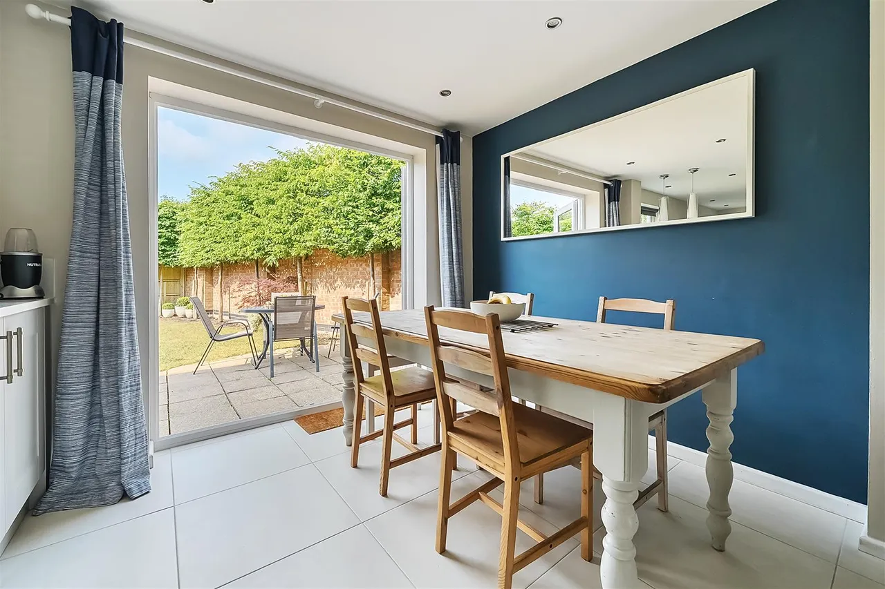 Corvette Avenue, Warsash, photo 9