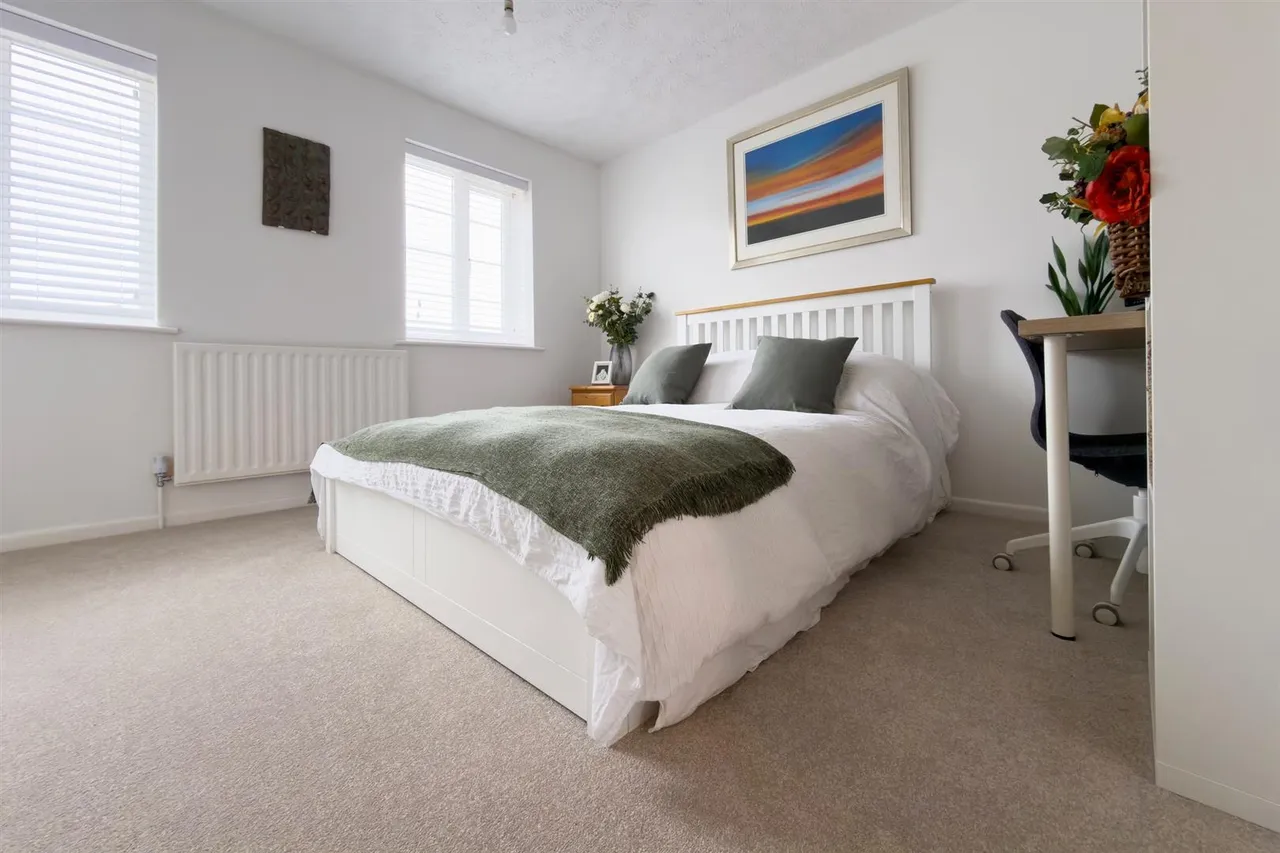 Corvette Avenue, Warsash, photo 13