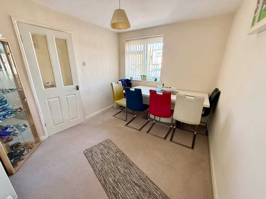 Chapterhouse Road, Luton, LU4, photo 4