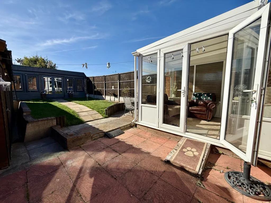 Chapterhouse Road, Luton, LU4, photo 12
