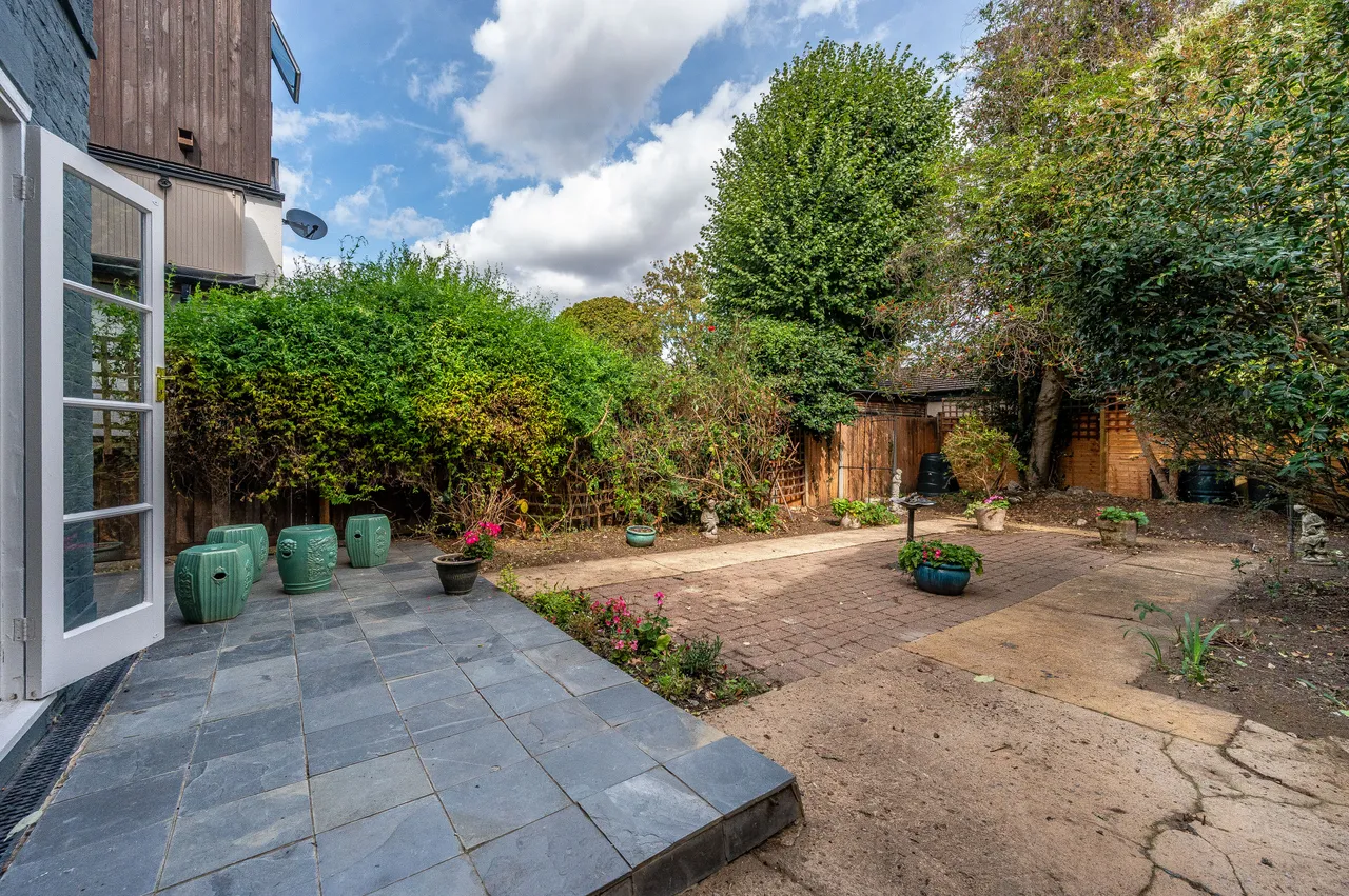 Rosewood, Bickley Crescent, Bromley, photo 10