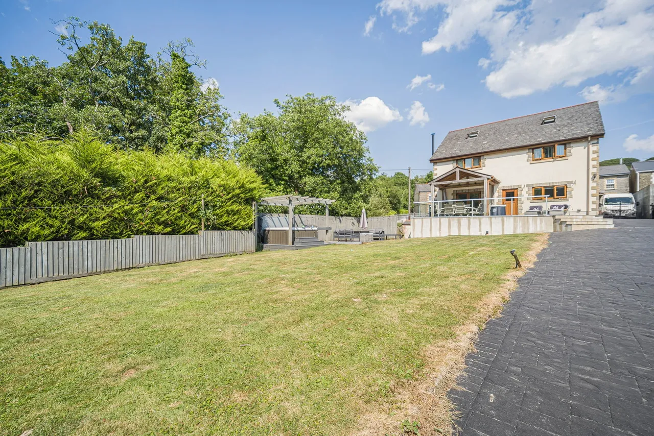 Gelligron Road, Pontardawe, SA8, photo 46
