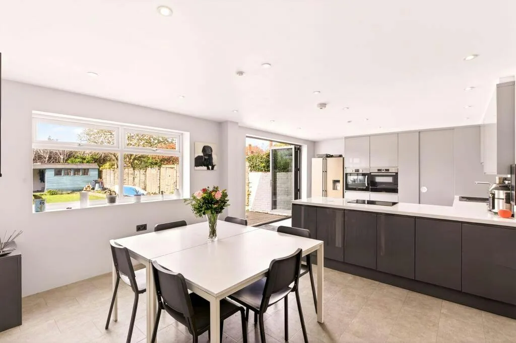 St. Valerie Road, Worthing, BN11, photo 9
