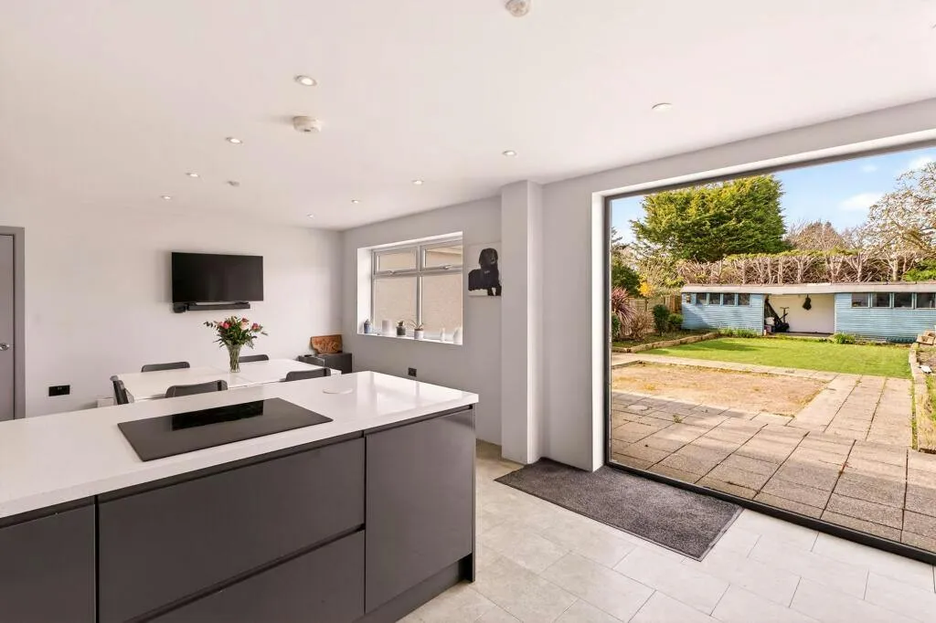 St. Valerie Road, Worthing, BN11, photo 11