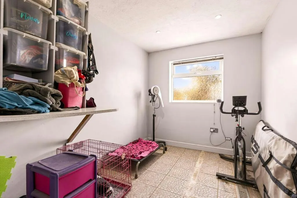St. Valerie Road, Worthing, BN11, photo 15
