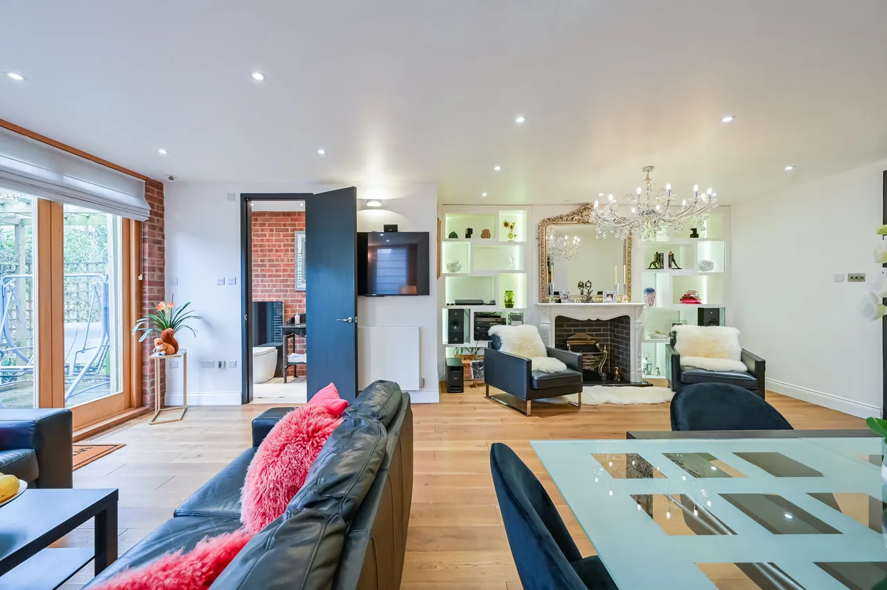 8 Osborne Road, London, photo 11