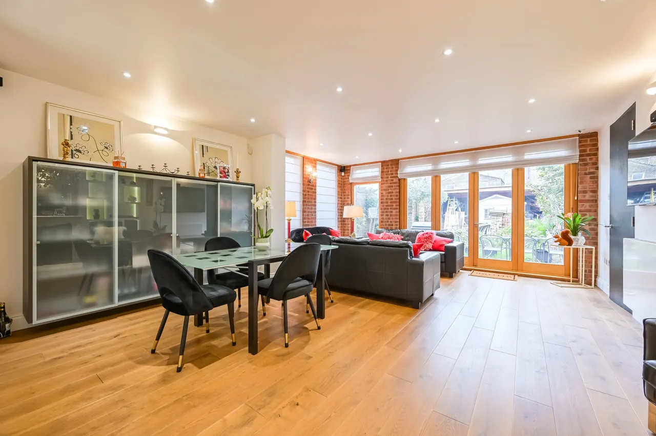 8 Osborne Road, London, photo 4