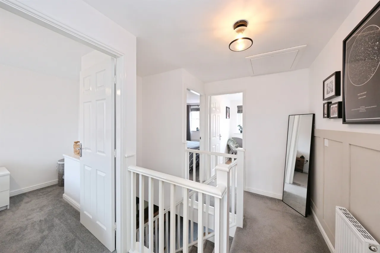 Swan Street, Poolsbrook, S43, photo 11