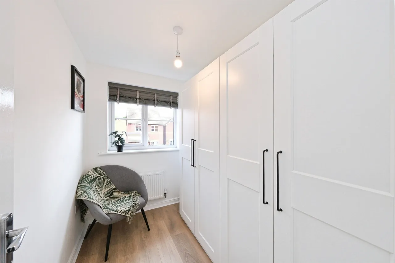 Swan Street, Poolsbrook, S43, photo 9
