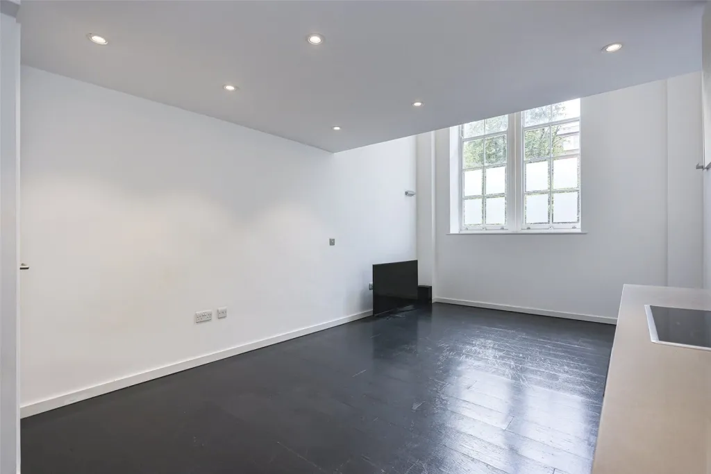 Drummond Way, Highbury & Islington, N1, photo 9