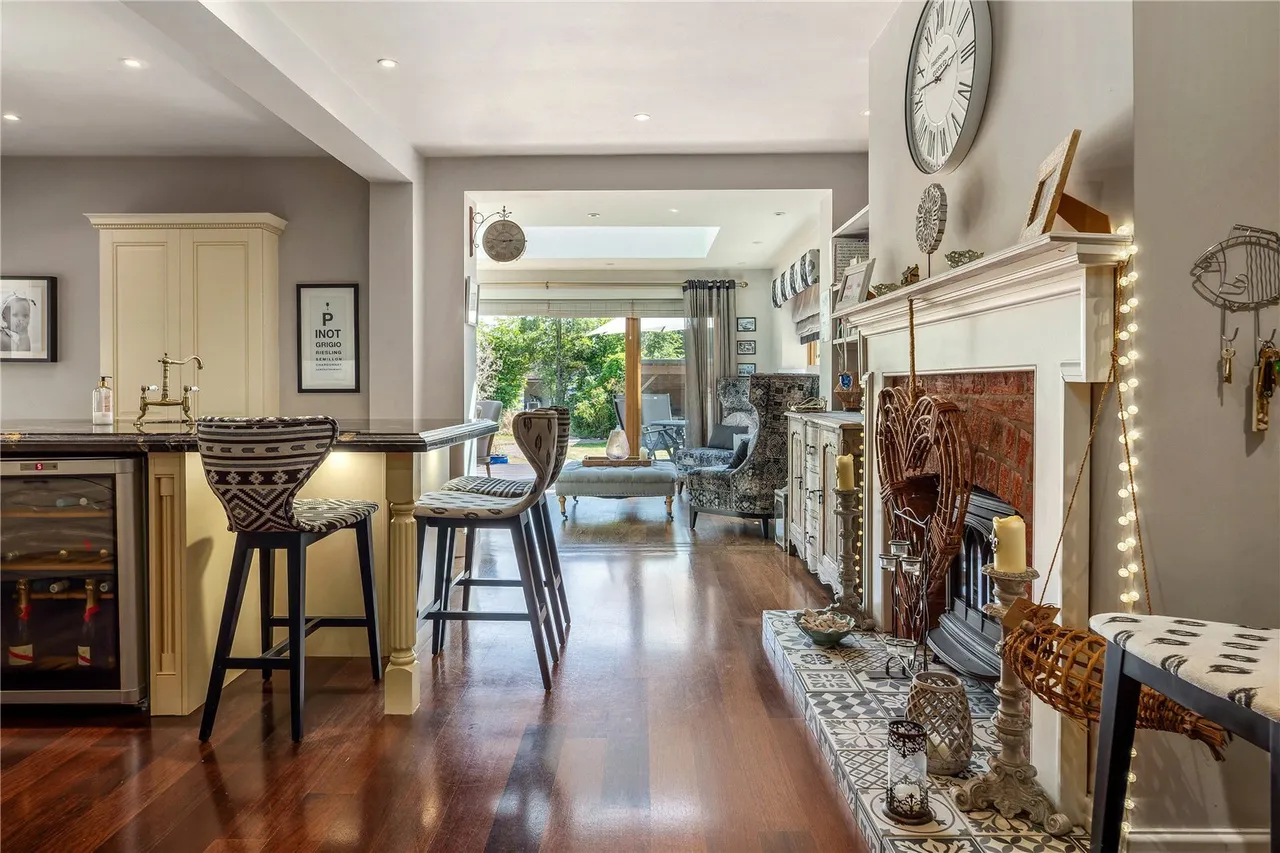 Hollin Lane, Styal, SK9, photo 8