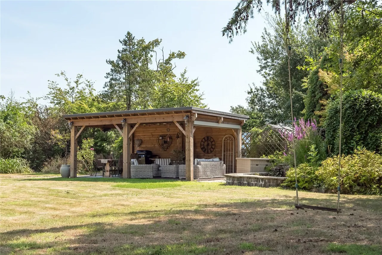 Hollin Lane, Styal, SK9, photo 21
