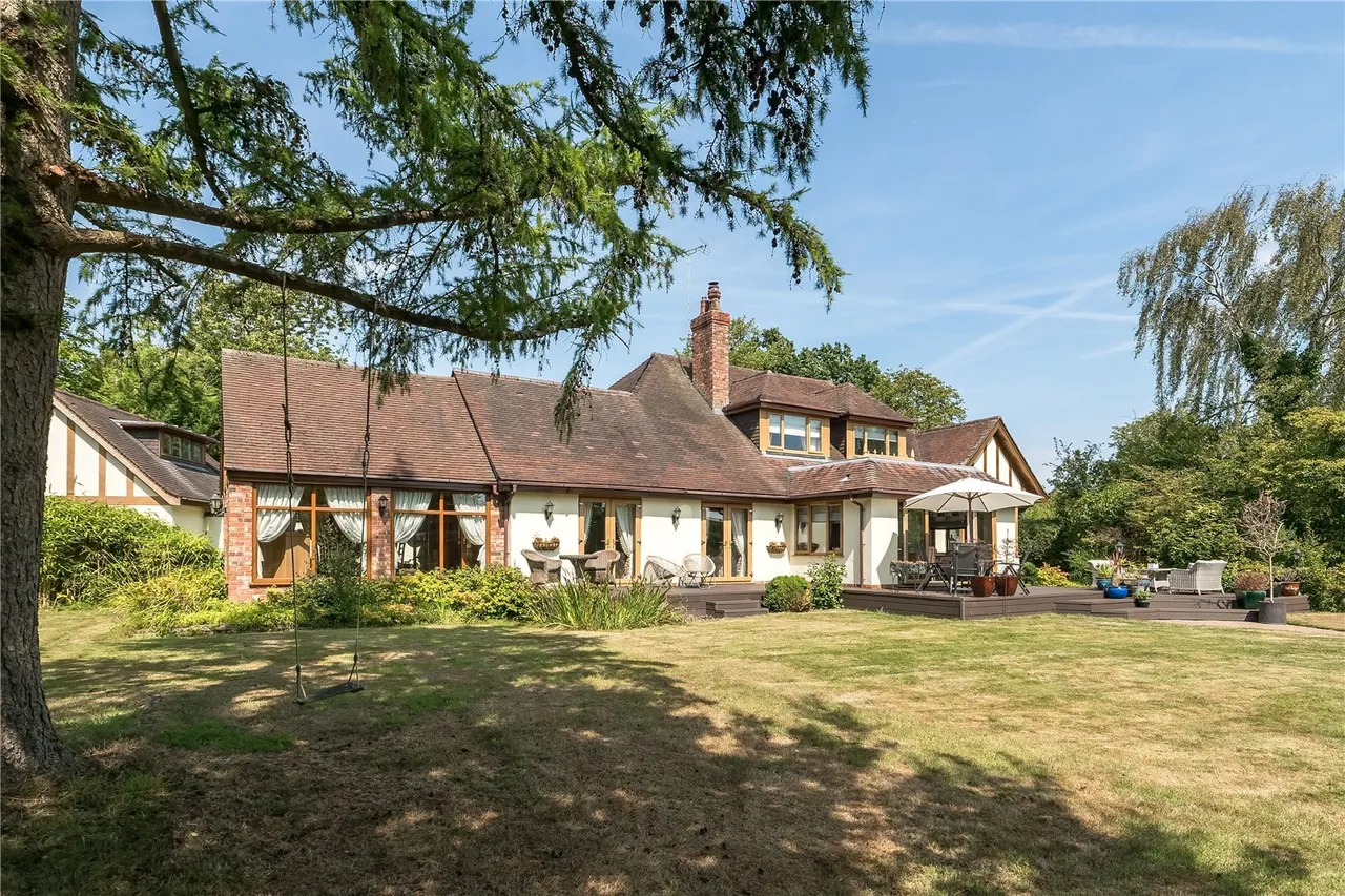 Hollin Lane, Styal, SK9, photo 19