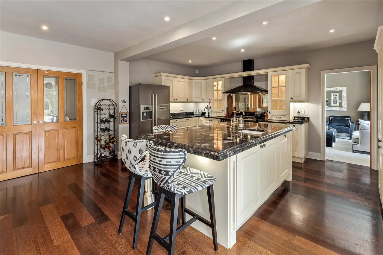 Hollin Lane, Styal, SK9, photo 6