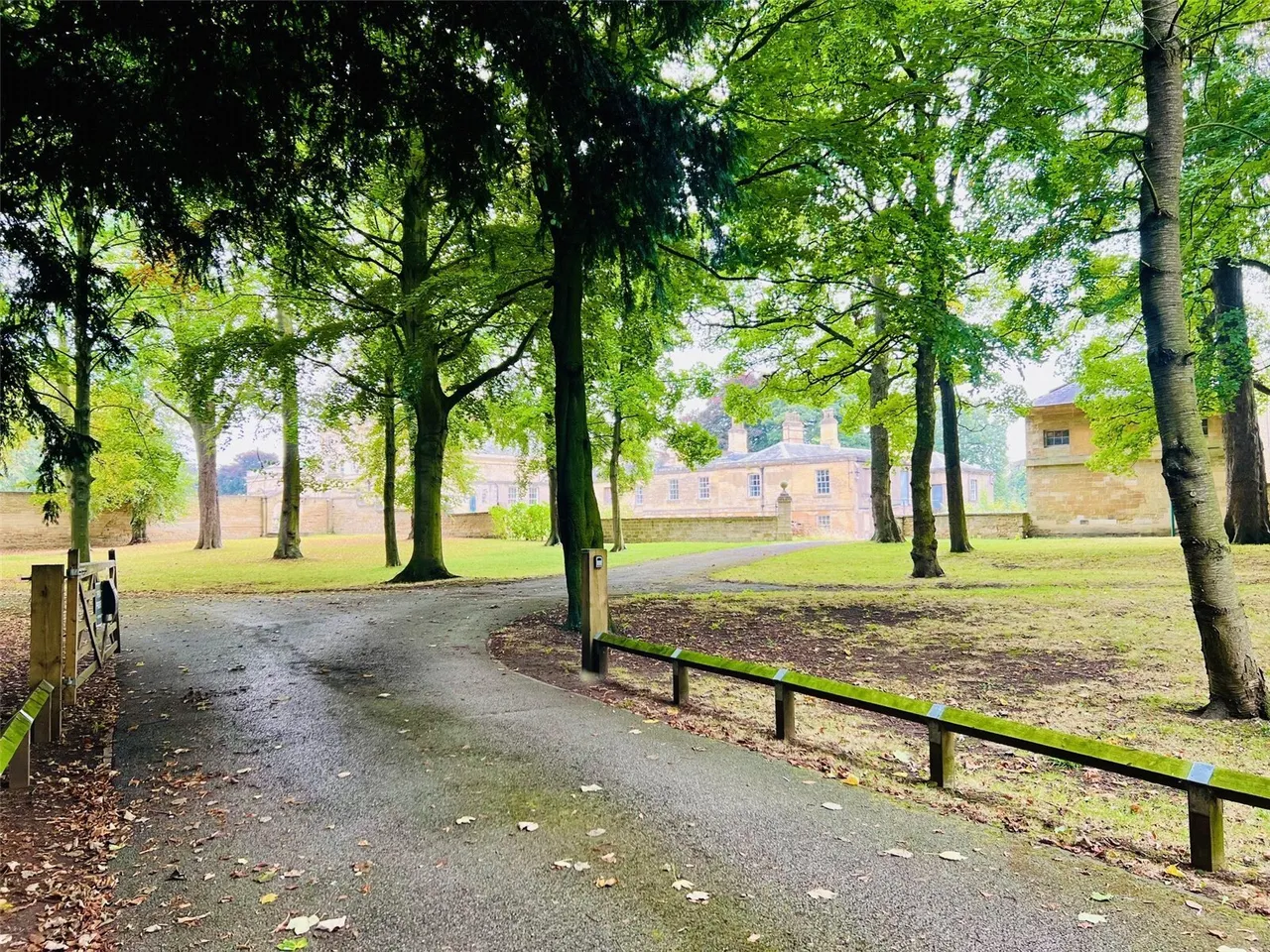 Hickleton, Doncaster, South Yorkshire, DN5, photo 7