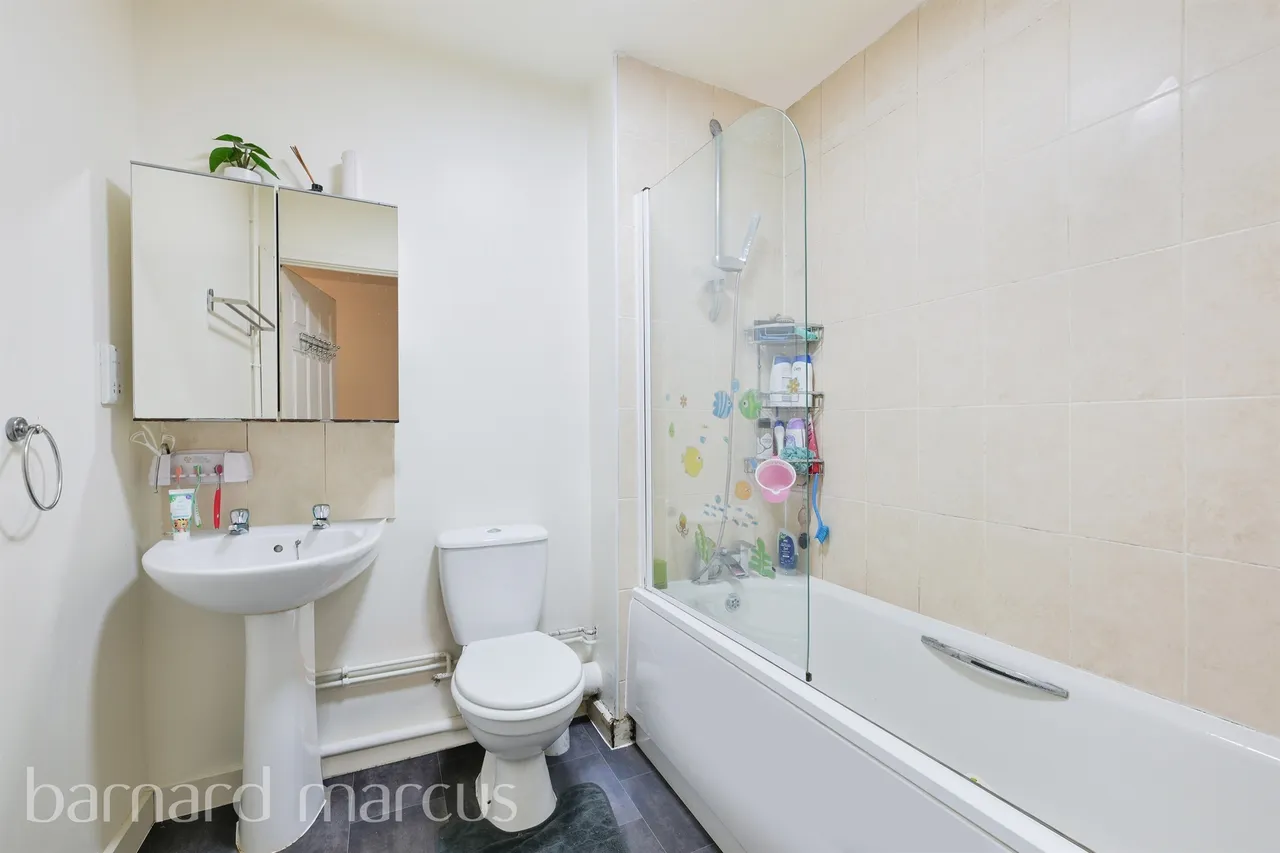 Westcote Road, Epsom, photo 8