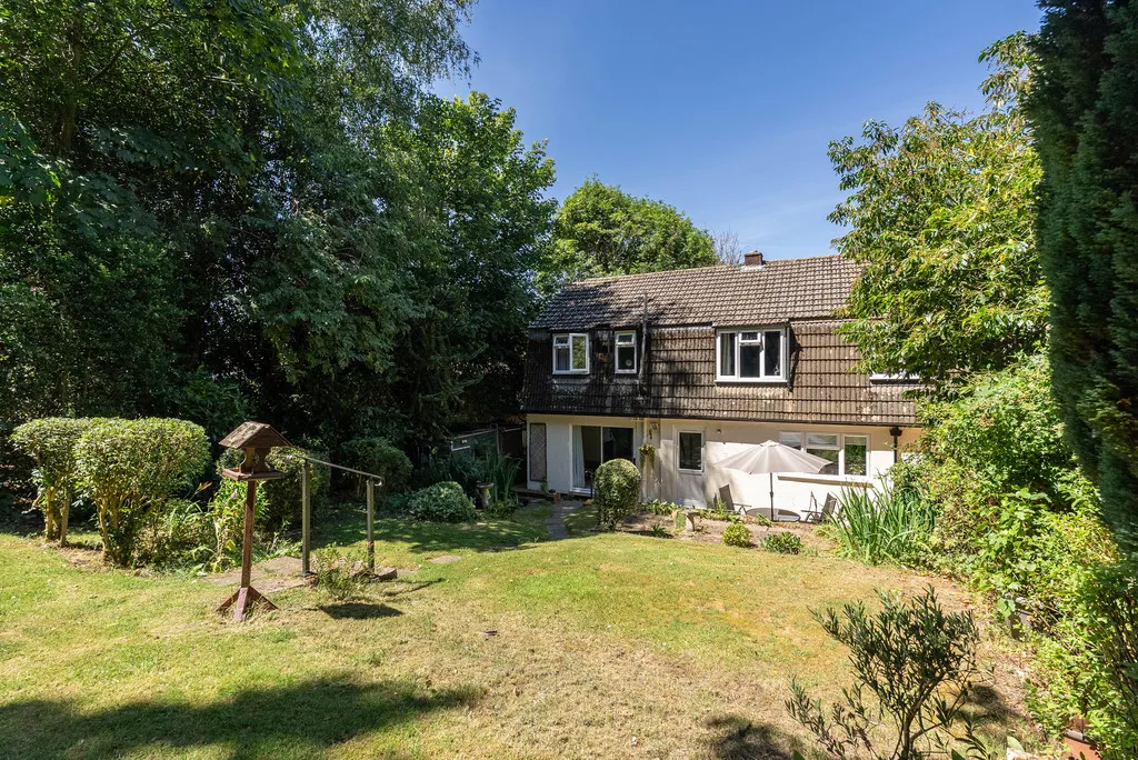 4 bed house for sale, Springfield Road, Westcott, RH4