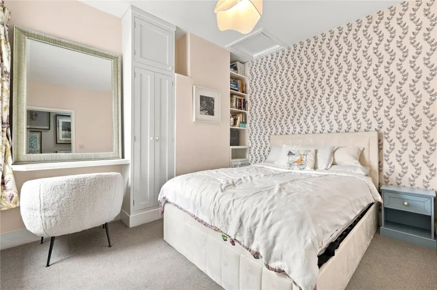 with 3 bedrooms in Bishop's Stortford, CM23, photo 9