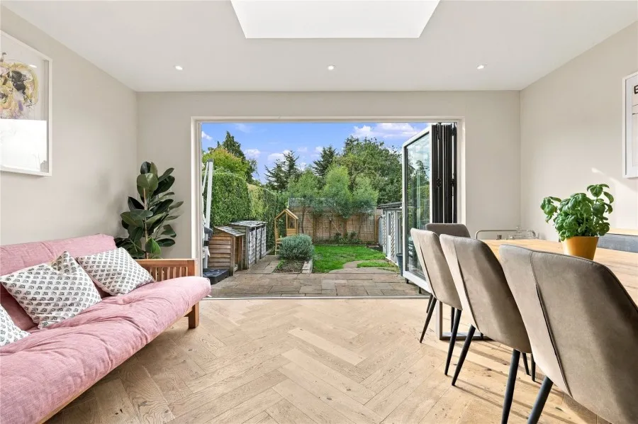 with 3 bedrooms in Bishop's Stortford, CM23, photo 11