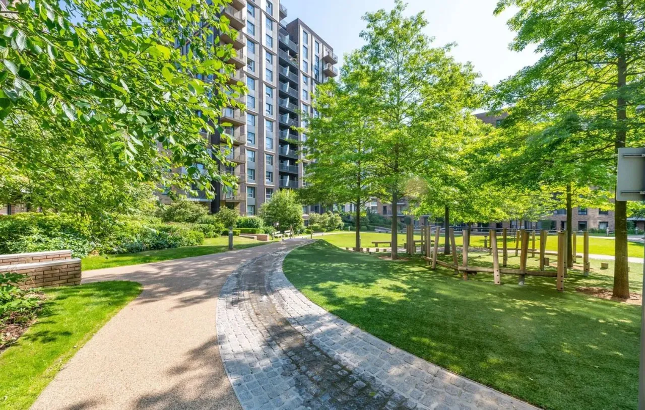 1 bed flat for sale — Palace Arts Way, Wembley, HA9