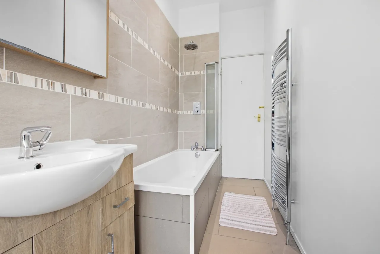 Cathcart Road, Glasgow, G42, photo 16