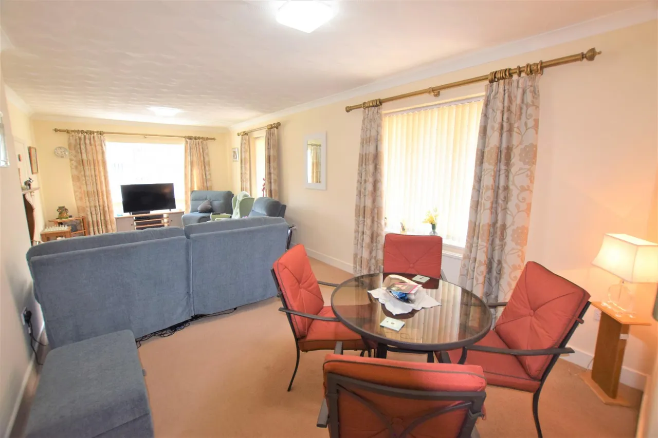 Vine Road, Skegness, PE25, photo 5