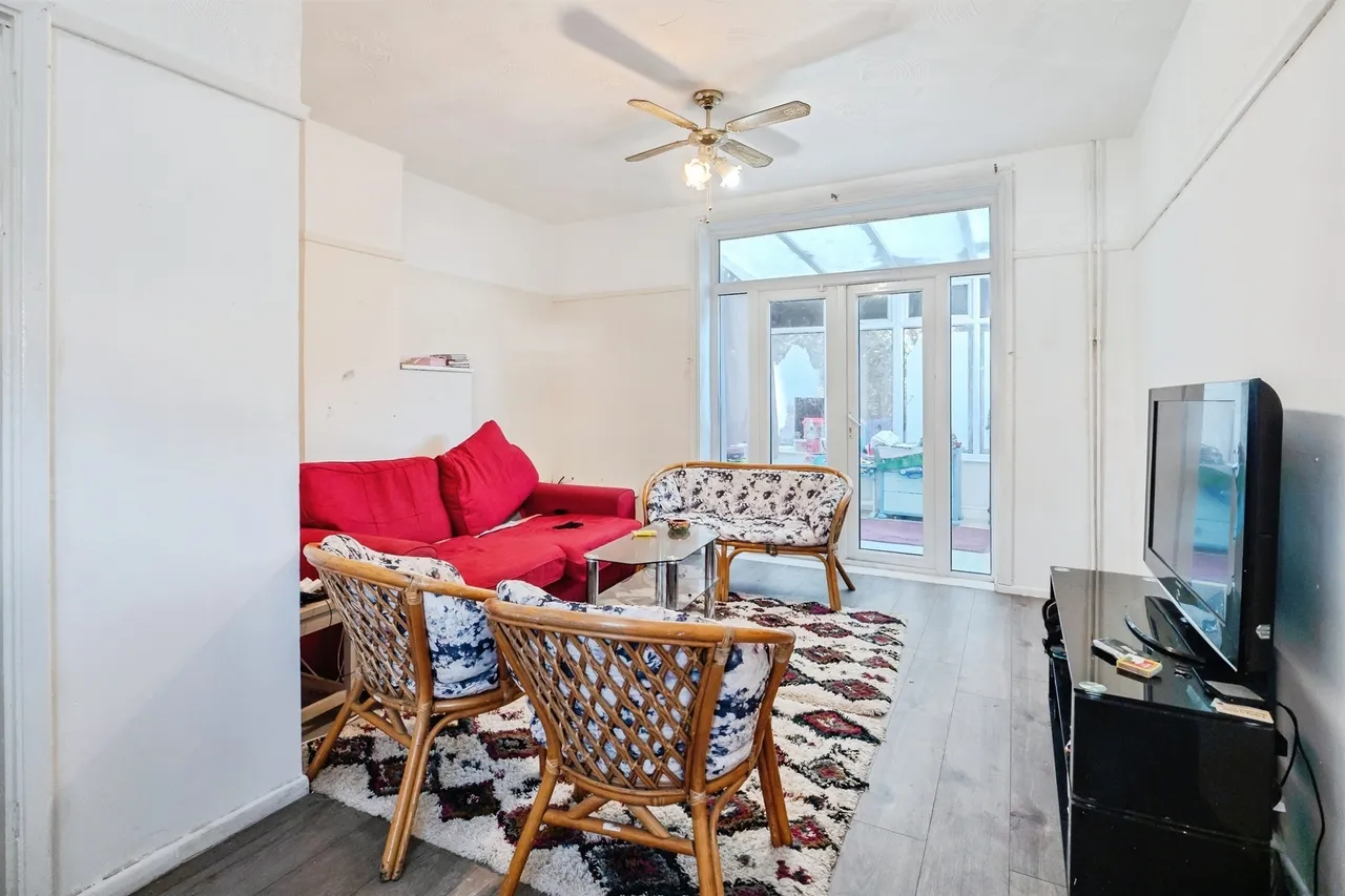 Knowles Road, Leicester, LE3, photo 2