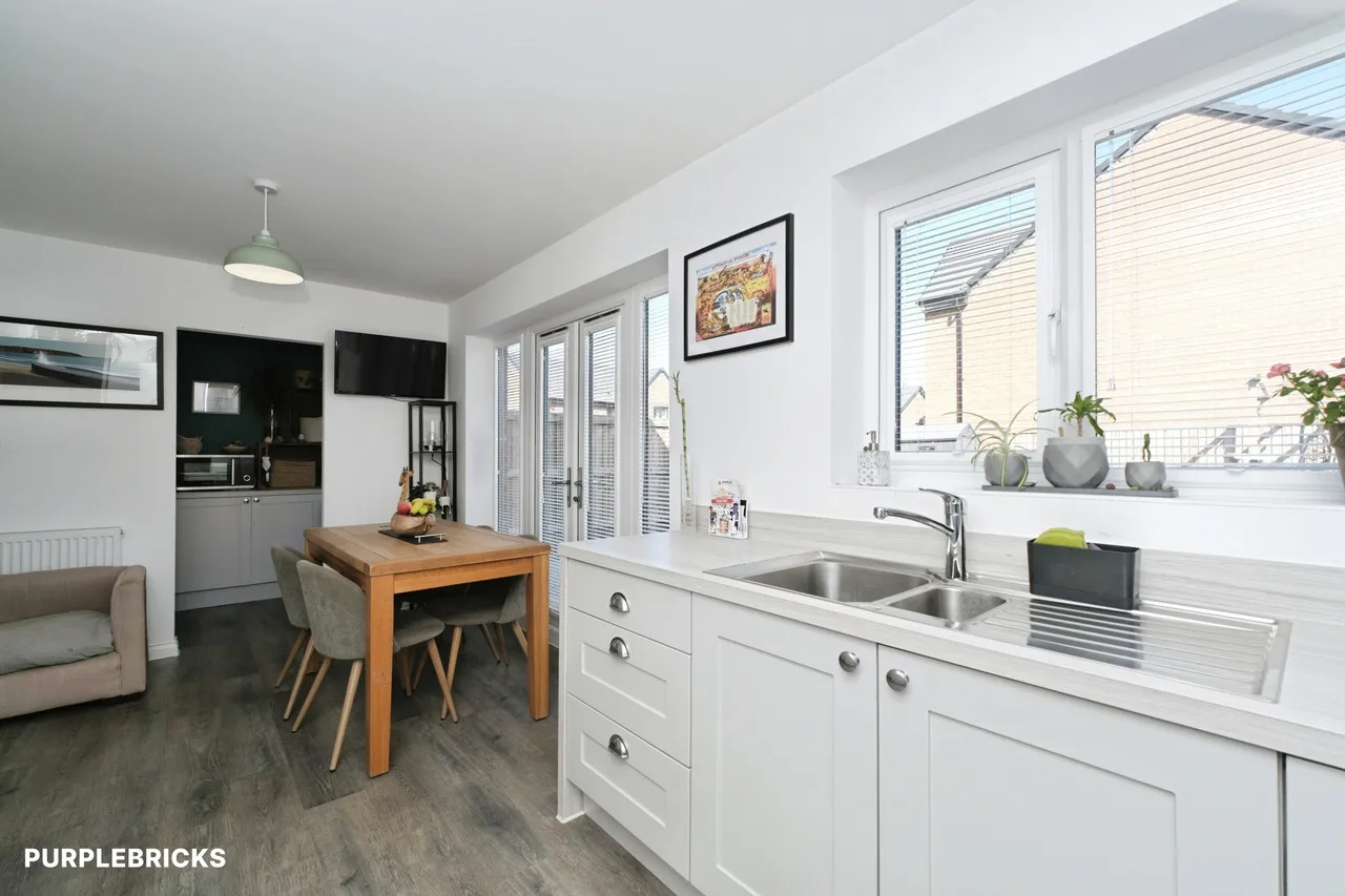 Deepfields Drive, Shipley, DE75, photo 8
