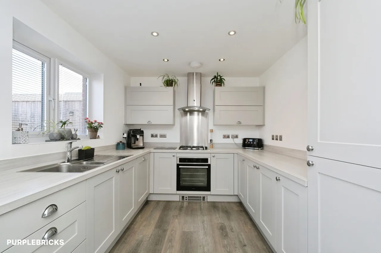 Deepfields Drive, Shipley, DE75, photo 6