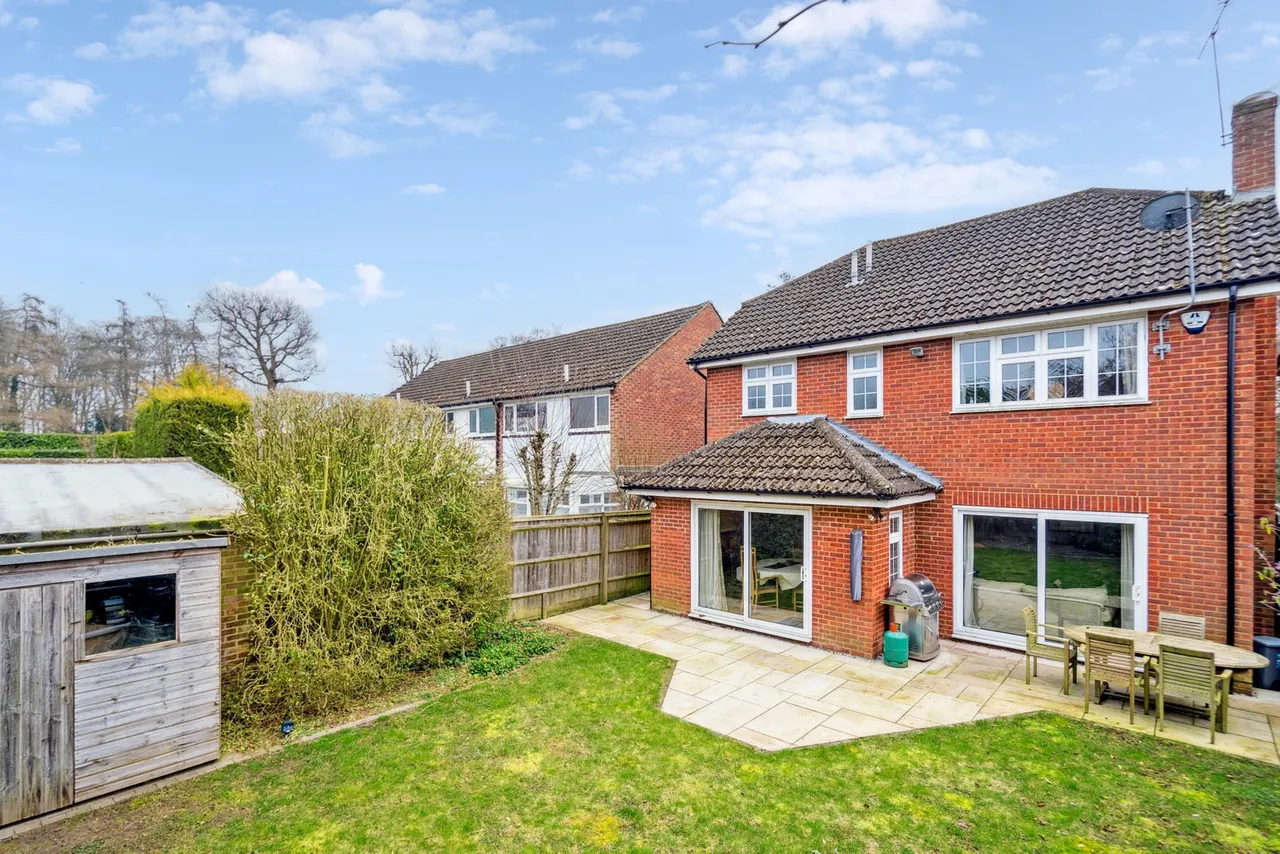 Rickmansworth Lane, Chalfont St Peter, SL9, photo 6