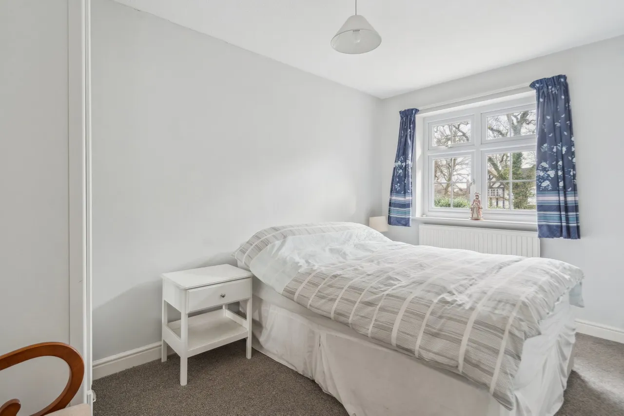 Rickmansworth Lane, Chalfont St Peter, SL9, photo 14