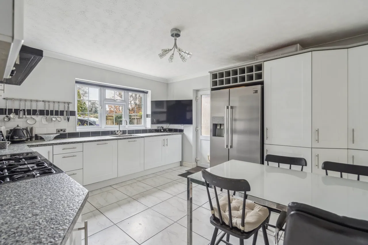 Rickmansworth Lane, Chalfont St Peter, SL9, photo 4