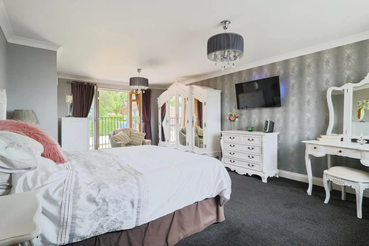Oakcroft, Stalybridge, SK15, photo 17