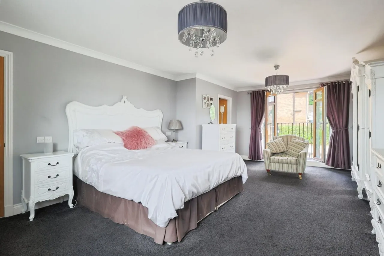 Oakcroft, Stalybridge, SK15, photo 16
