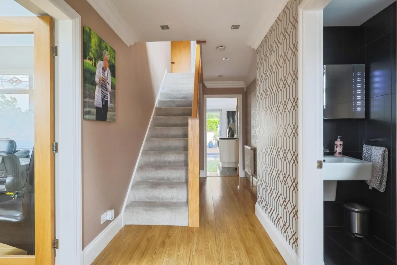 Oakcroft, Stalybridge, SK15, photo 11