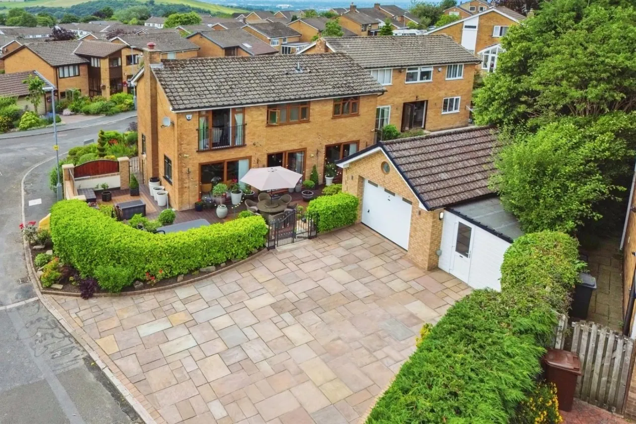 Oakcroft, Stalybridge, SK15, photo 34
