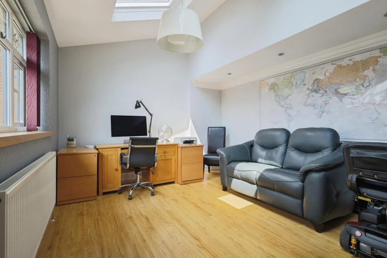 Oakcroft, Stalybridge, SK15, photo 14