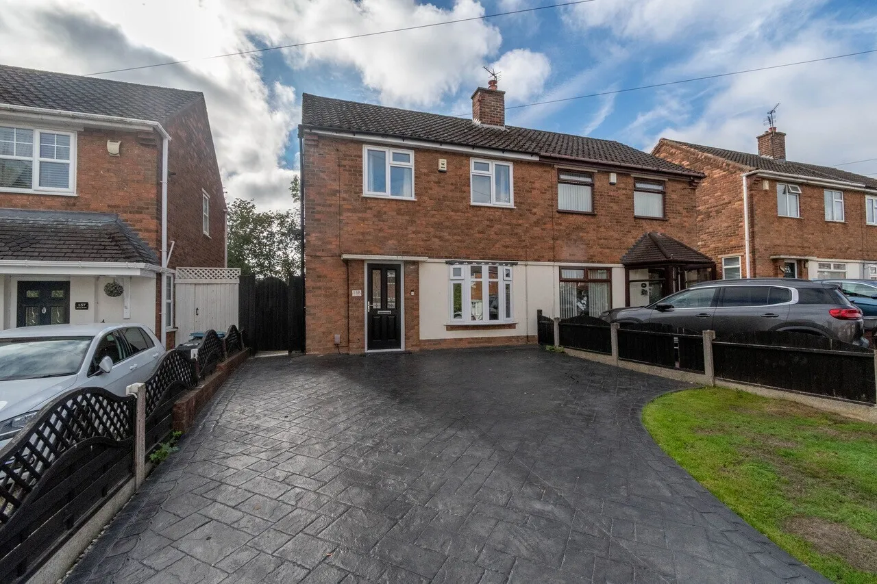 2 bed house for sale, Kent Road, Wednesbury, WS10