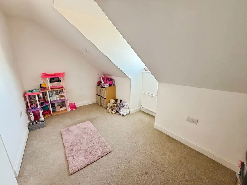 Brutus Court, North Hykeham, LN6, photo 13