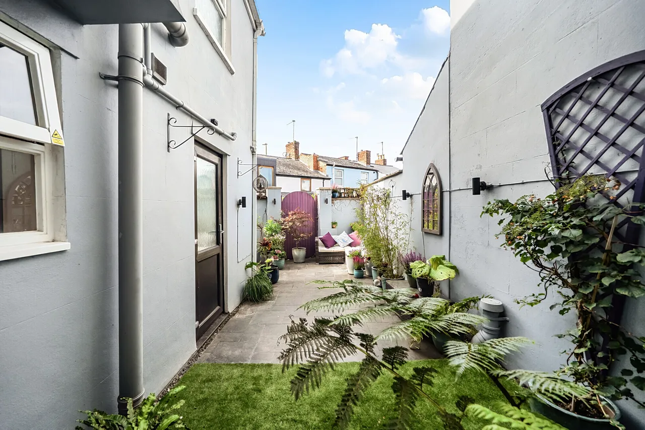 Hewlett Road, Cheltenham, GL52, photo 6