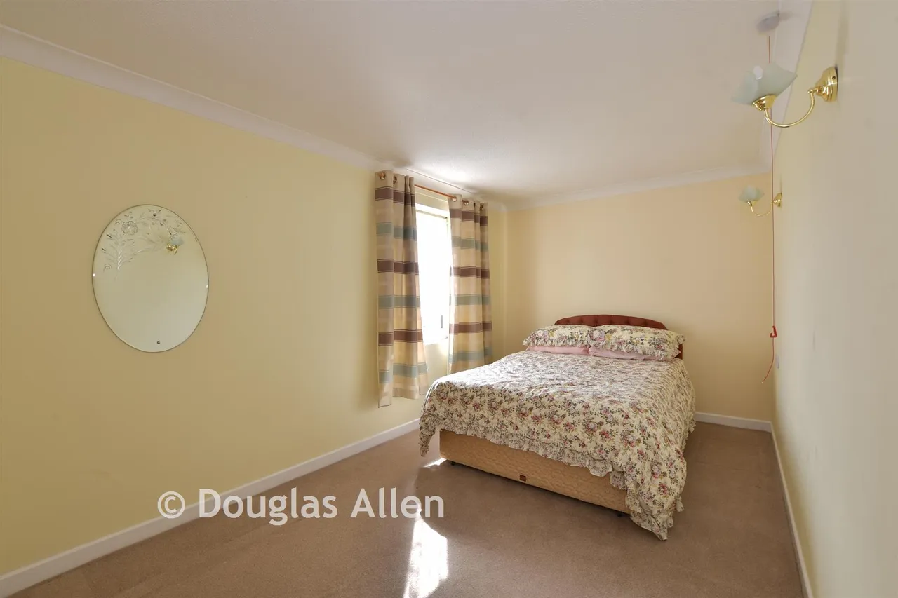 Church End Lane, Runwell, SS11, photo 5