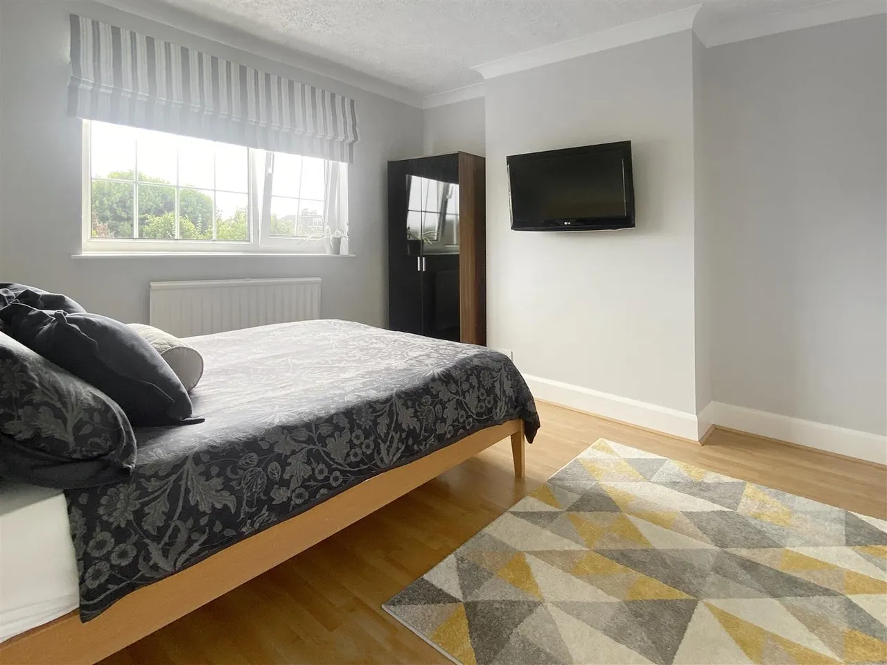 Walders Road, Rustington, photo 13