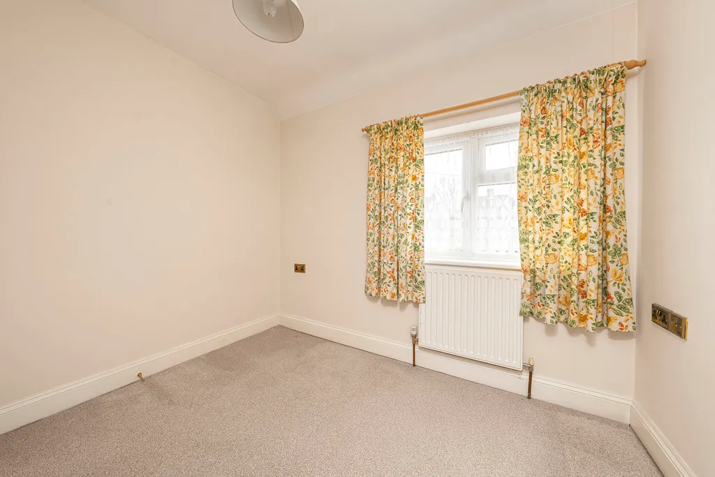 Moorhall Road, Harefield, UB9, photo 33