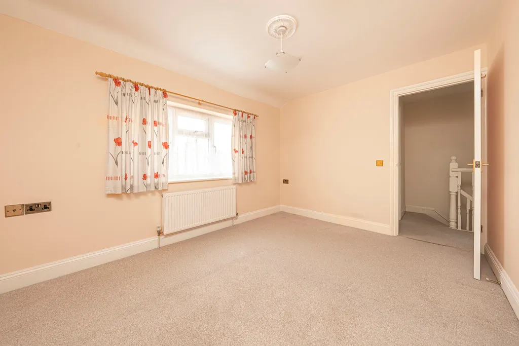 Moorhall Road, Harefield, UB9, photo 11