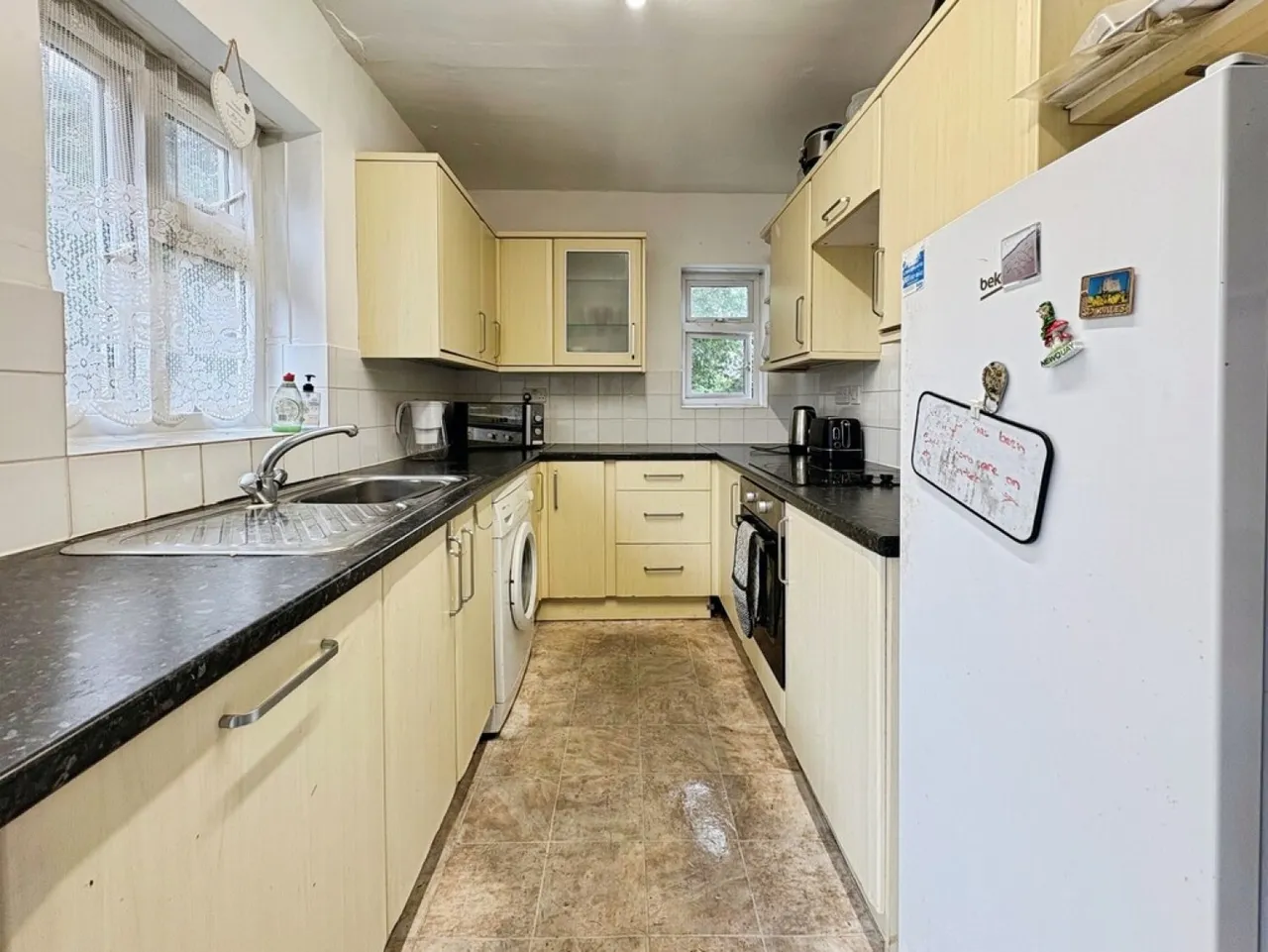 Westland Road, Yeovil, photo 4